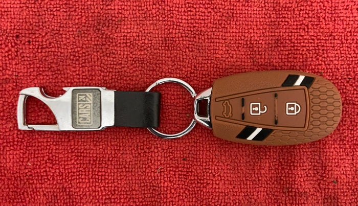 2017 Maruti S Cross ALPHA 1.3, Diesel, Manual, 58,771 km, Key Close Up