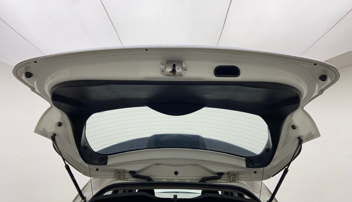 2017 Maruti S Cross ALPHA 1.3, Diesel, Manual, 58,771 km, Boot Door Open