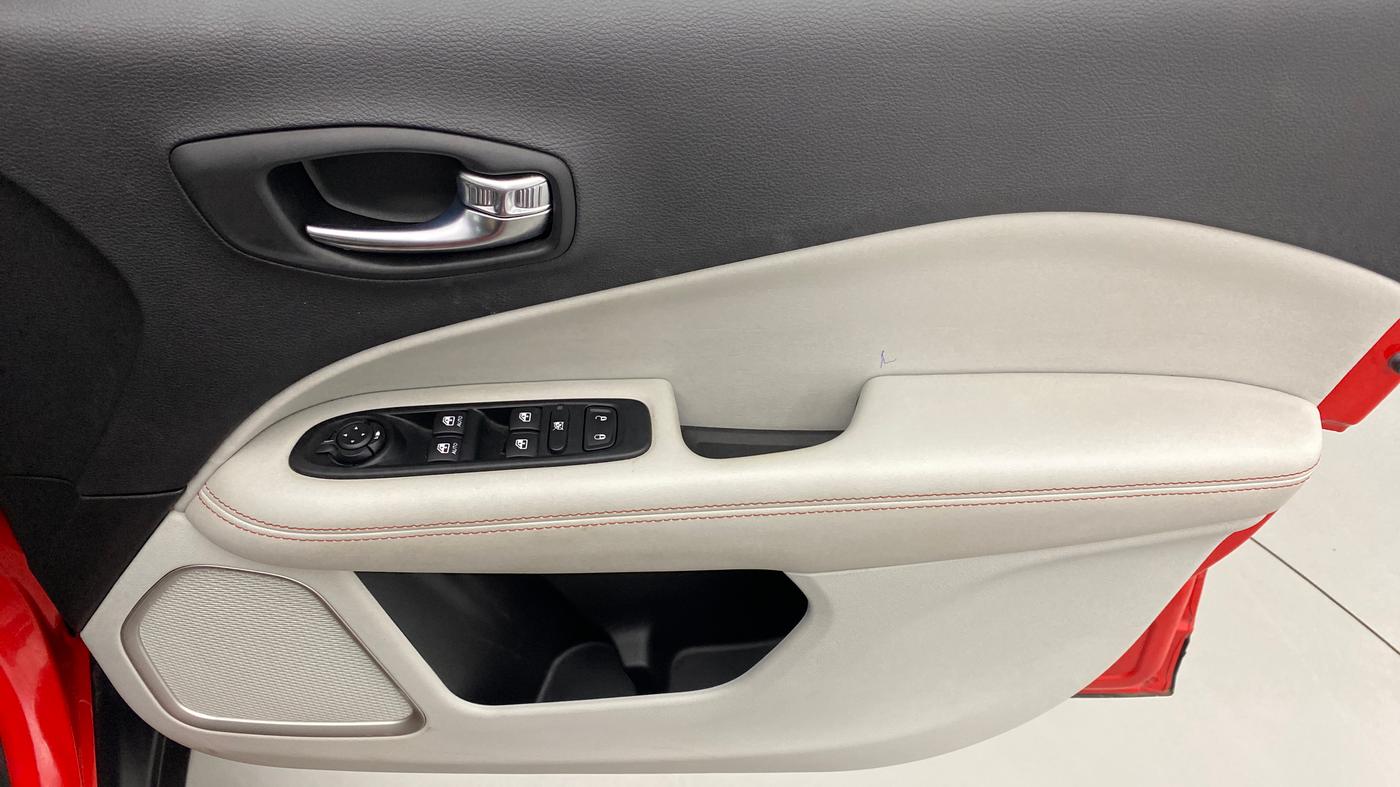 2017 Jeep Compass LIMITED 1.4 AT, Petrol, Automatic, 14,094 km, Driver Side Door Panels Control