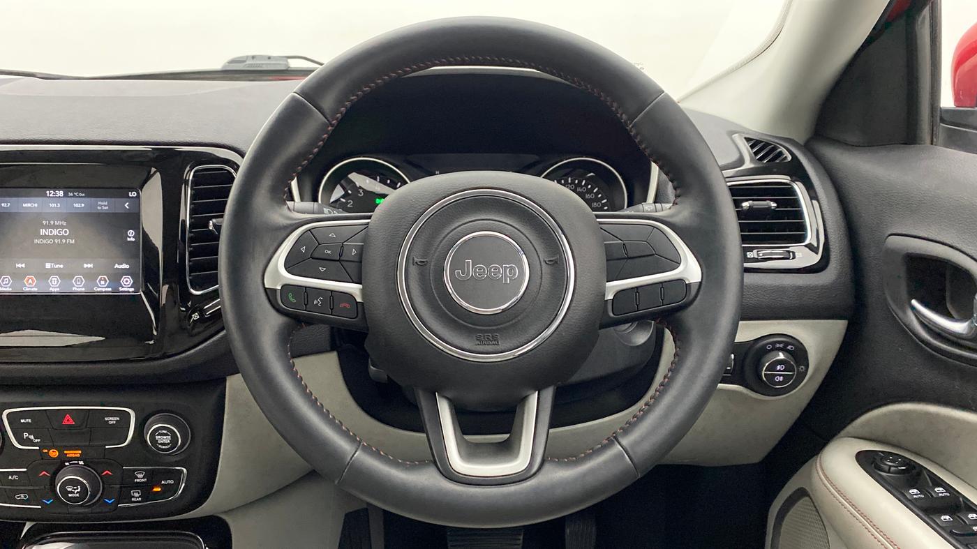 2017 Jeep Compass LIMITED 1.4 AT, Petrol, Automatic, 14,094 km, Steering Wheel Close Up