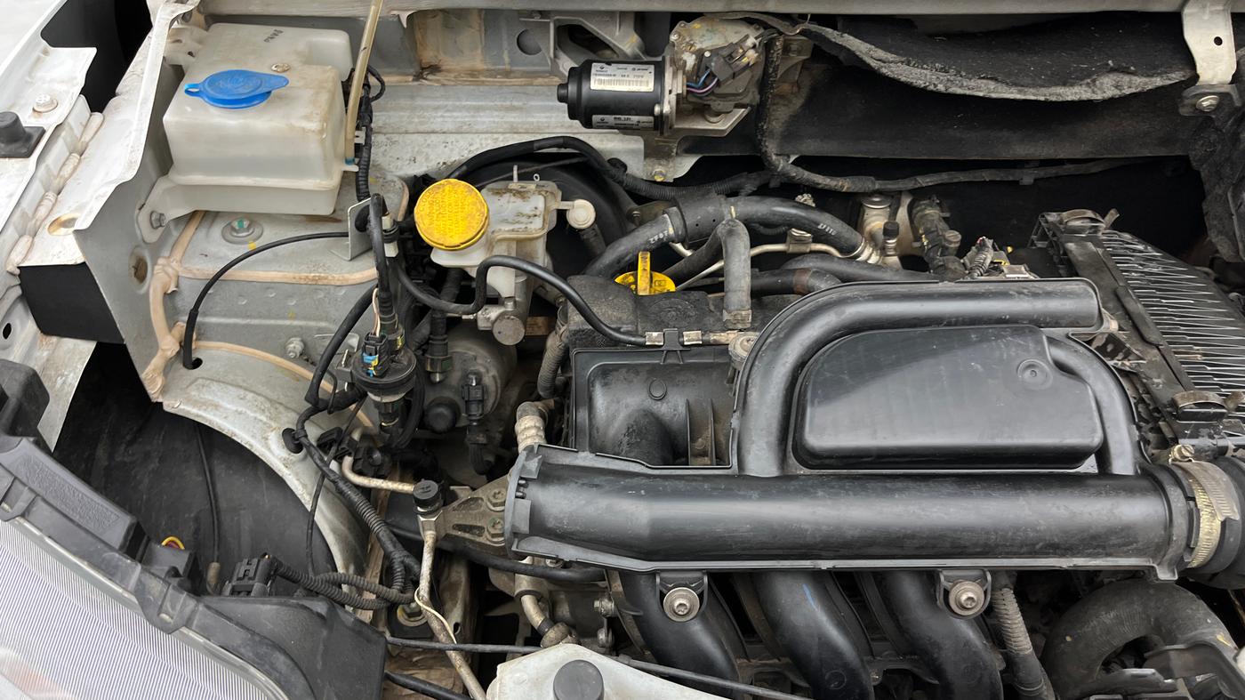 2020 Renault Kwid RXT 1.0 (O), Petrol, Manual, 63,754 km, Engine View - Right