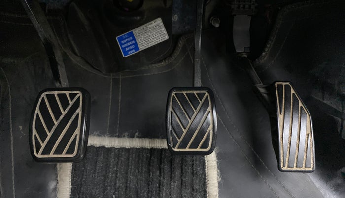 2020 Maruti Swift VXI D, Petrol, Manual, 44,174 km, Pedals