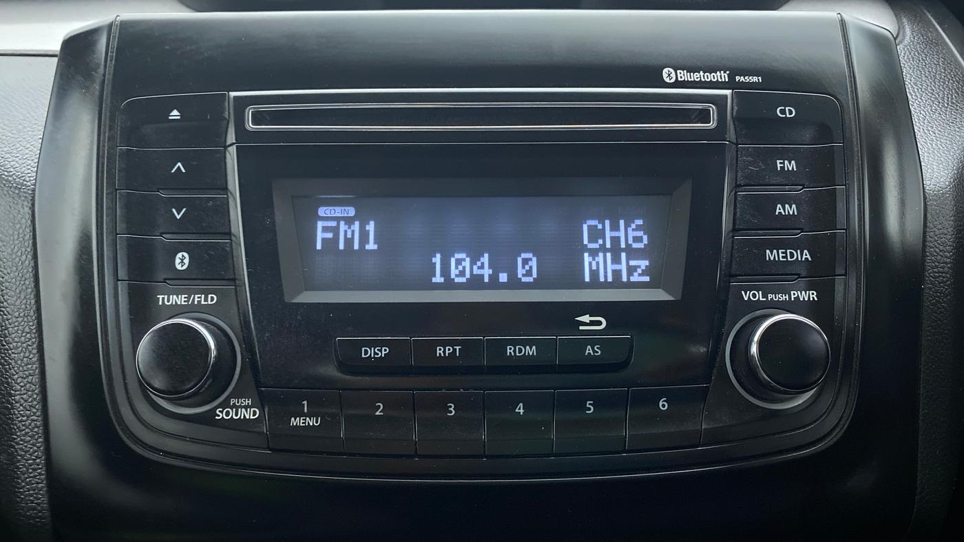 2020 Maruti Swift VXI D, Petrol, Manual, 44,174 km, Infotainment System