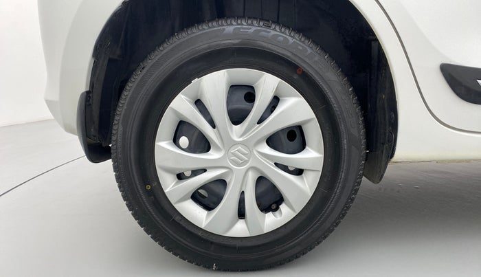 2020 Maruti Swift VXI D, Petrol, Manual, 44,174 km, Right Rear Wheel