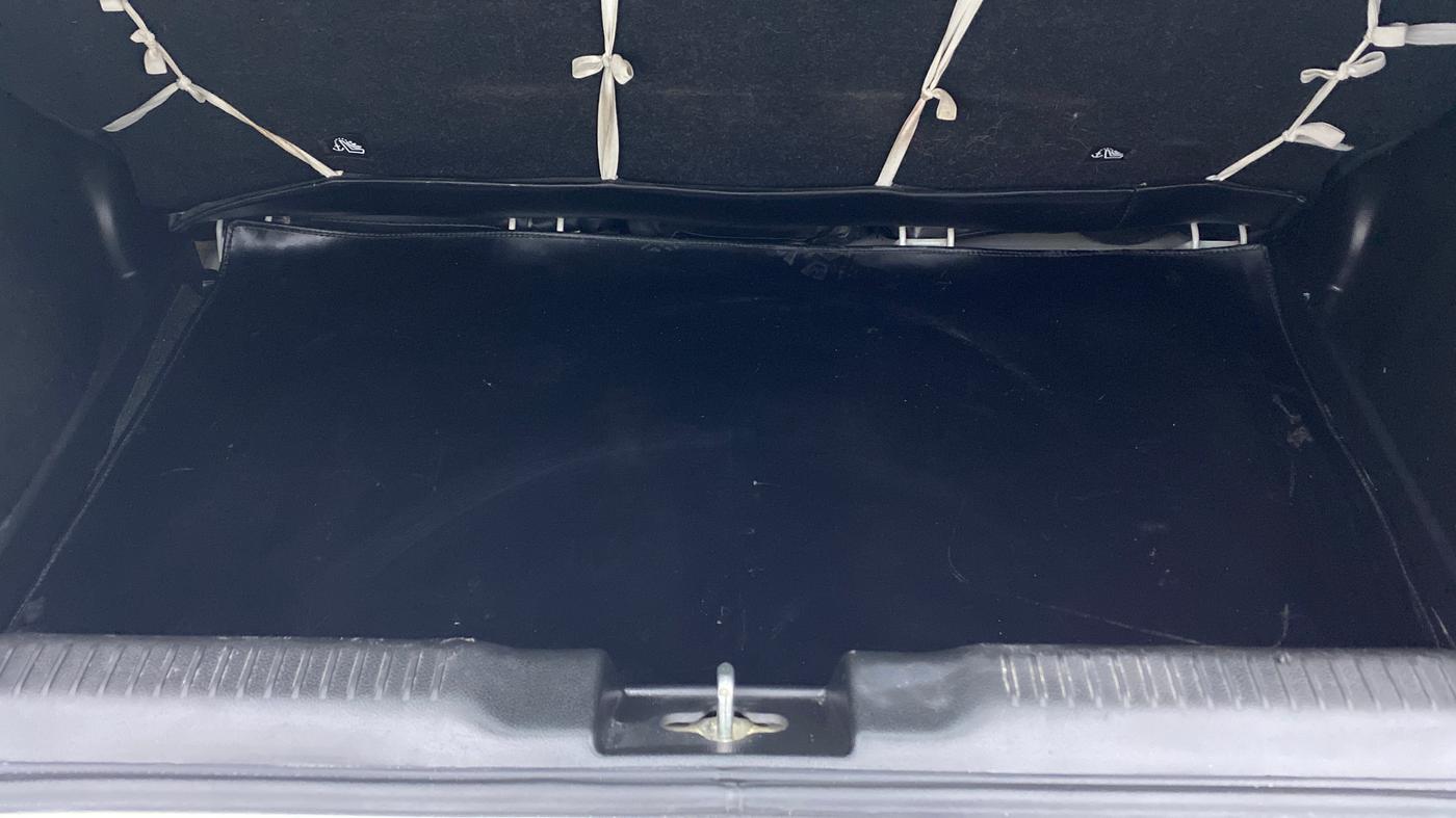 2020 Maruti Swift VXI D, Petrol, Manual, 44,174 km, Boot Inside