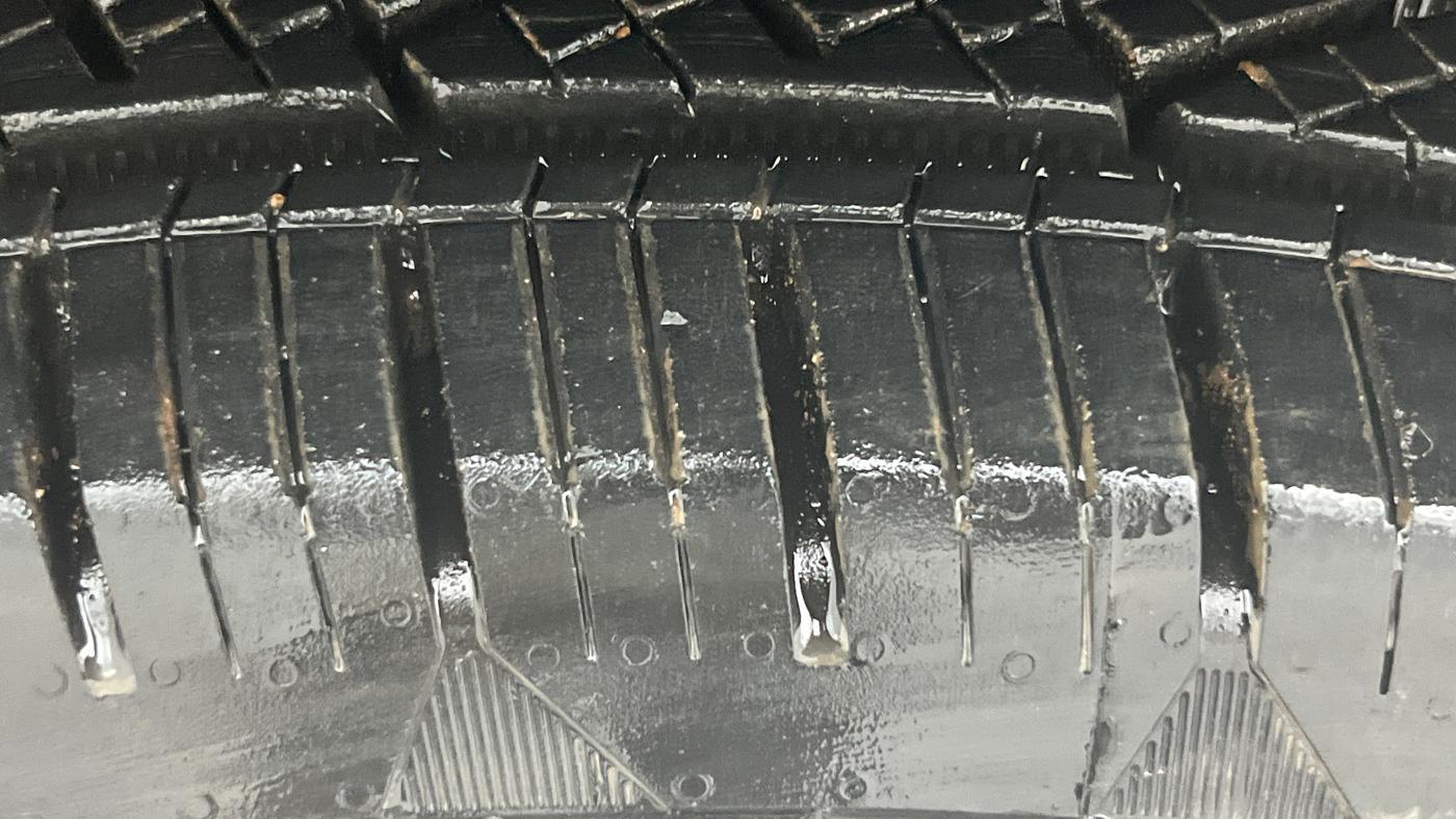2016 Renault Duster RXL 1.6 PETROL, Petrol, Manual, 49,077 km, Left Front Tyre Tread