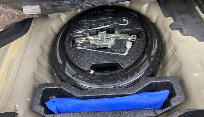 2015 Maruti Ciaz ZXI+, Petrol, Manual, 76,770 km, Spare Tyre