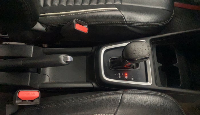 2019 Maruti Swift VXI AMT, Petrol, Automatic, 65,898 km, Gear Lever