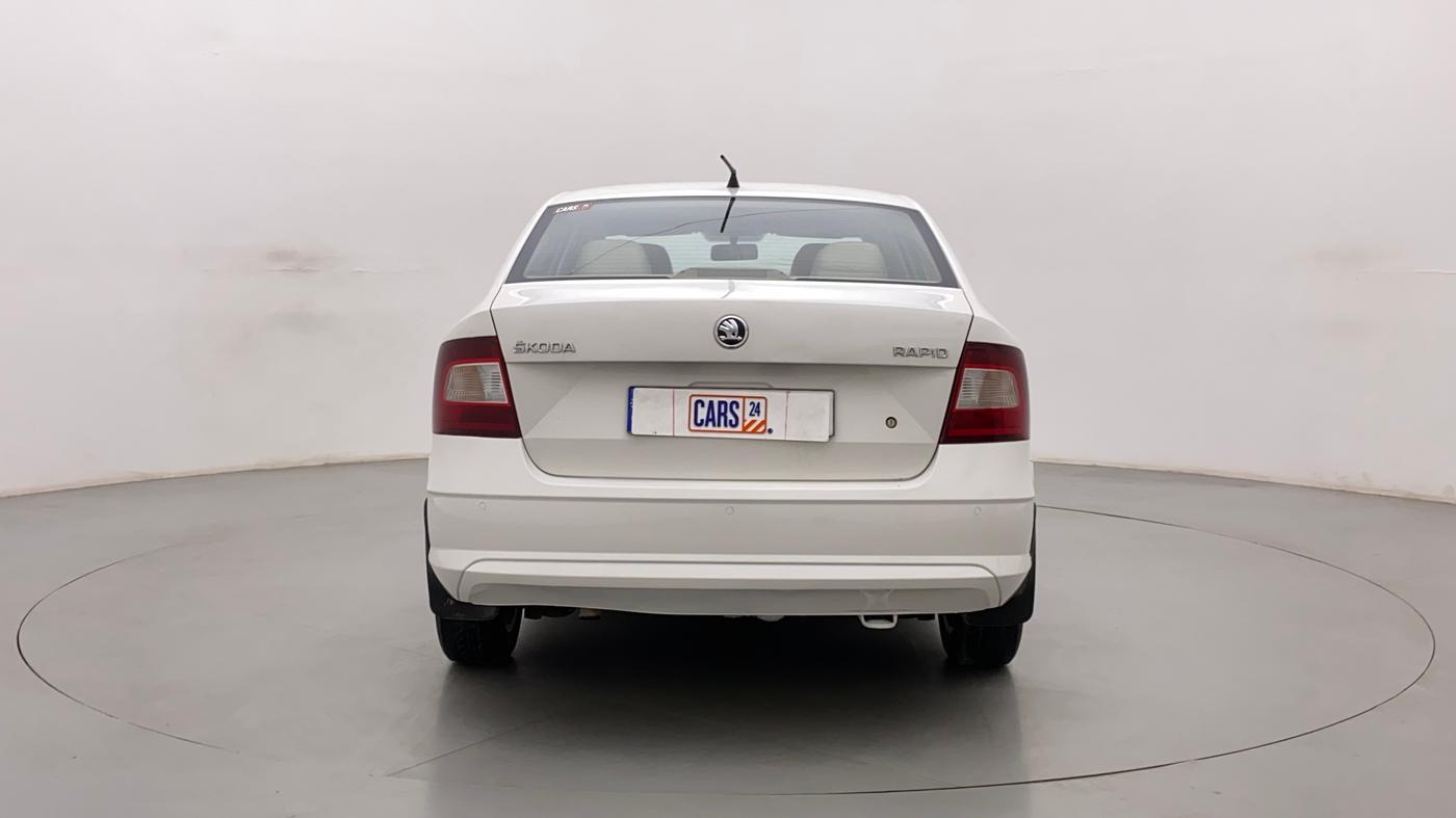 2016 Skoda Rapid AMBITION 1.5 TDI, Diesel, Manual, 1,35,459 km, Back/Rear