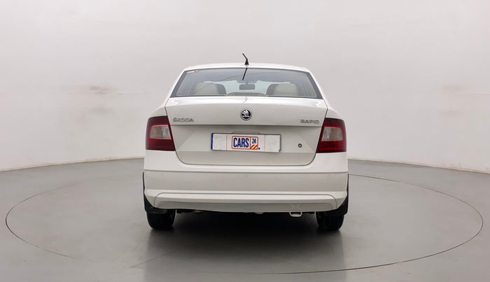 2016 Skoda Rapid AMBITION 1.5 TDI, Diesel, Manual, 1,35,459 km, Back/Rear