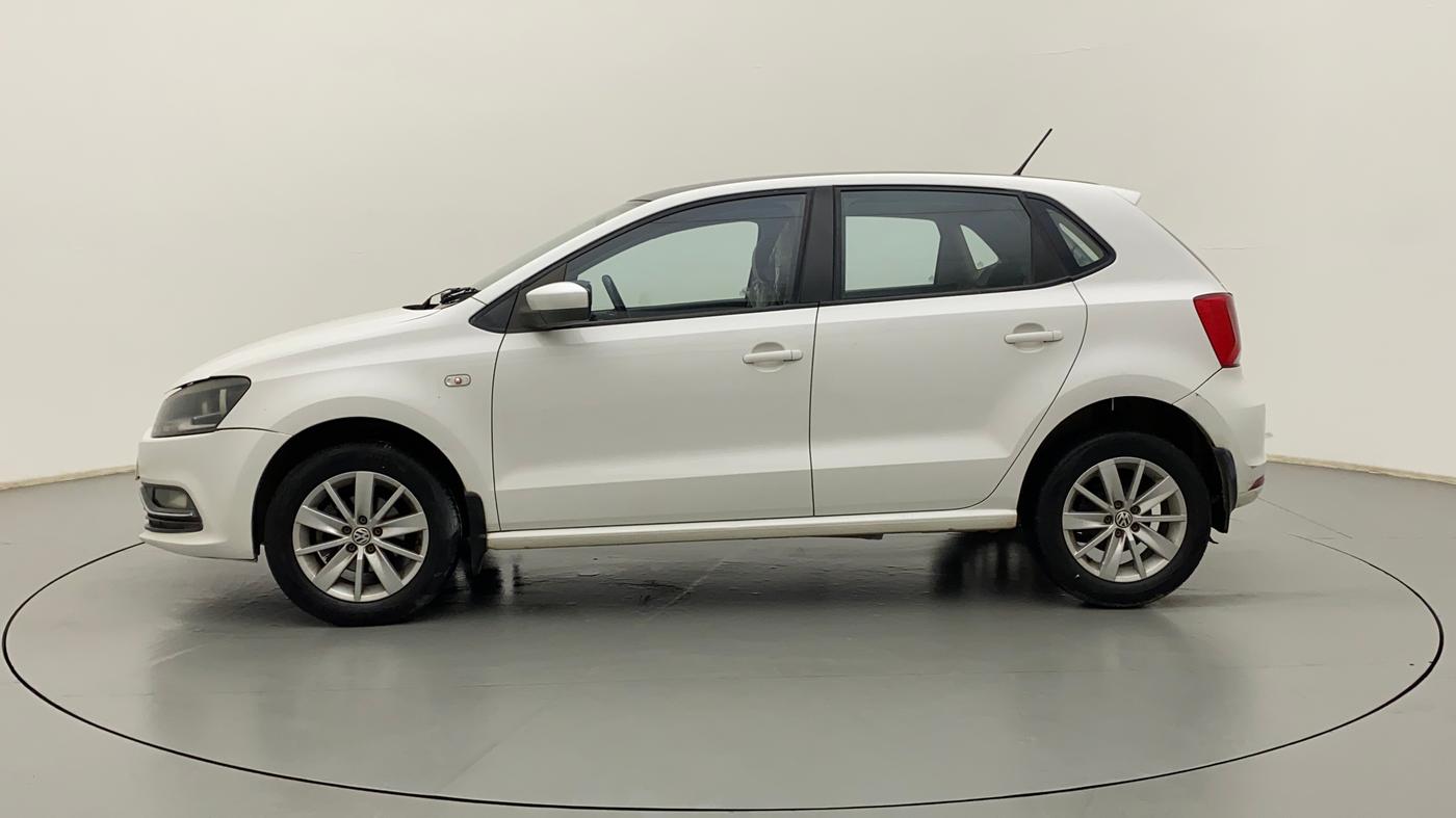 2015 Volkswagen Polo HIGHLINE1.2L, Petrol, Manual, 1,10,375 km, Left Side