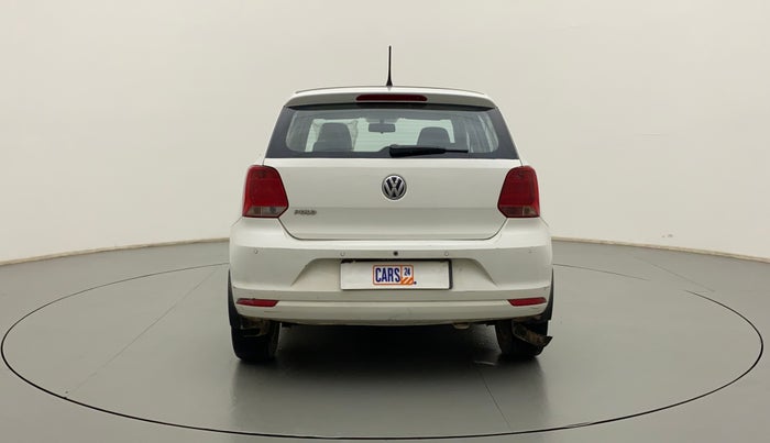 2015 Volkswagen Polo HIGHLINE1.2L, Petrol, Manual, 1,10,375 km, Back/Rear