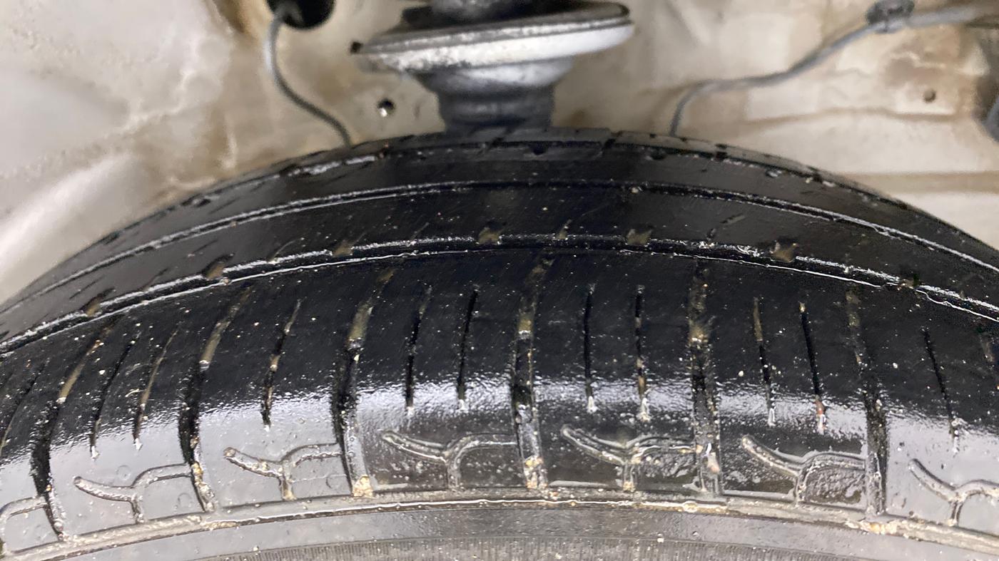 2019 Maruti S PRESSO VXI (O), Petrol, Manual, 76,529 km, Right Front Tyre Tread