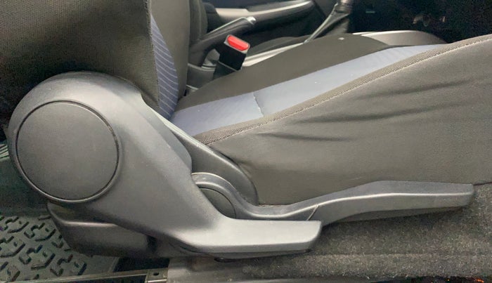 2020 Maruti Baleno ALPHA CVT PETROL 1.2, Petrol, Automatic, 36,850 km, Driver Side Adjustment Panel