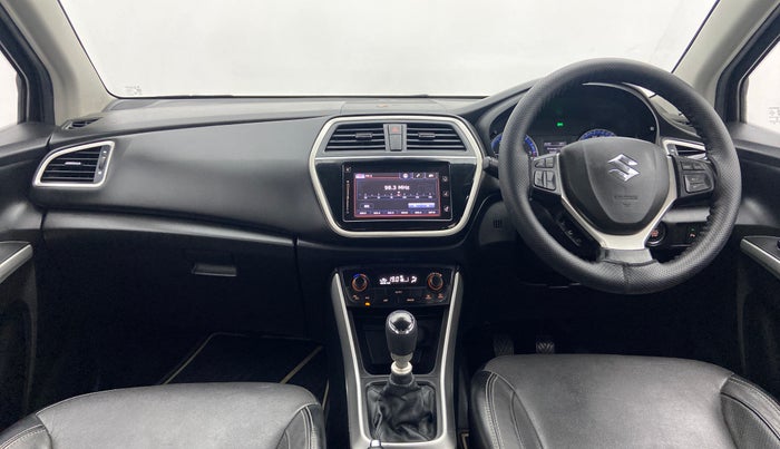 2017 Maruti S Cross ALPHA 1.6, Diesel, Manual, 43,502 km, Dashboard View