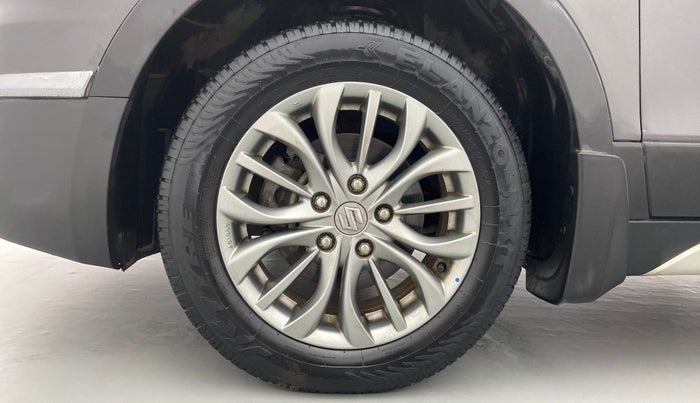 2017 Maruti S Cross ALPHA 1.6, Diesel, Manual, 43,502 km, Left Front Wheel