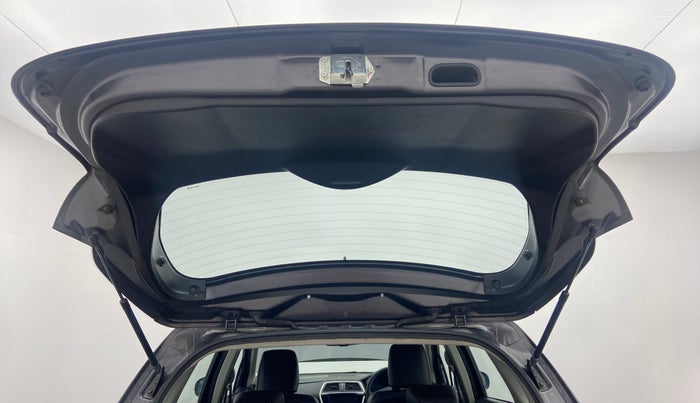 2017 Maruti S Cross ALPHA 1.6, Diesel, Manual, 43,502 km, Boot Door Open