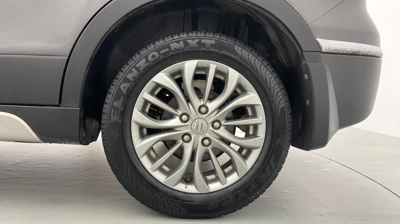 2017 Maruti S Cross ALPHA 1.6, Diesel, Manual, 43,502 km, Left Rear Wheel