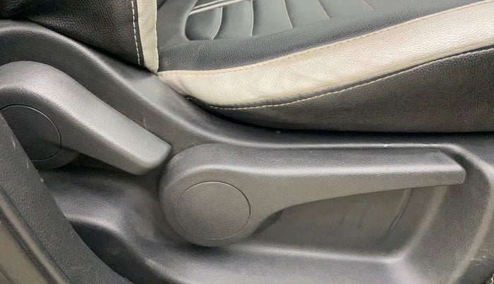 2020 Nissan Kicks XV TURBO 1.3 CVT, Petrol, Automatic, 81,466 km, Driver Side Adjustment Panel