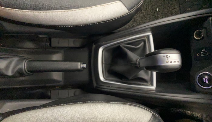 2020 Nissan Kicks XV TURBO 1.3 CVT, Petrol, Automatic, 81,466 km, Gear Lever