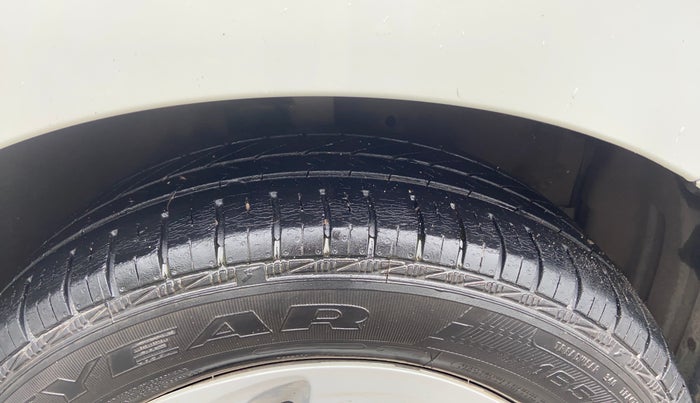 2019 Maruti Celerio ZXI, Petrol, Manual, 31,411 km, Right Front Tyre Tread