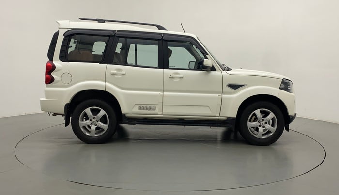 2022 Mahindra Scorpio S11 2WD, Diesel, Manual, 5,705 km, Right Side