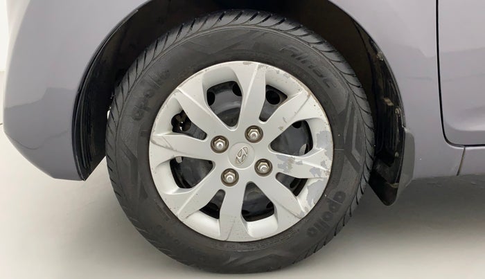 2016 Hyundai Eon SPORTZ, Petrol, Manual, 21,953 km, Left Front Wheel