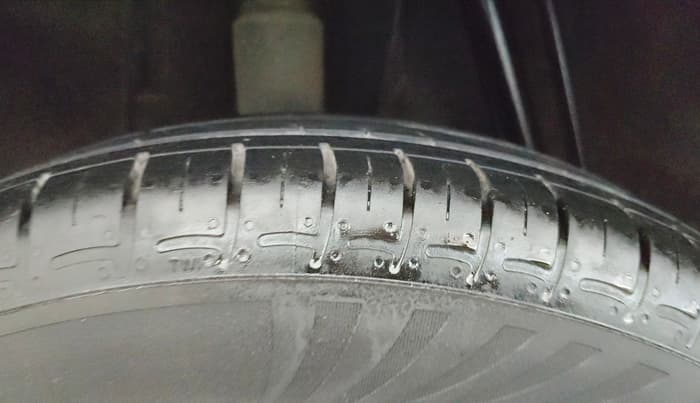 2020 Renault Kwid RXL, Petrol, Manual, 98,704 km, Right Rear Tyre Tread