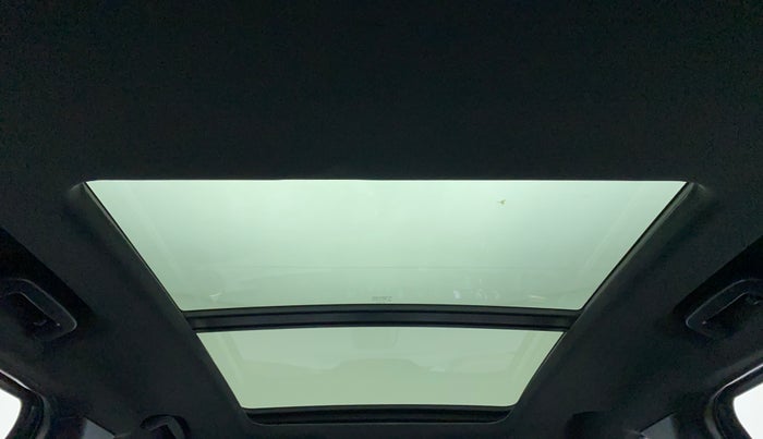 2022 Tata Harrier XZA PLUS 2.0L DARK EDITION, Diesel, Automatic, 9,491 km, Moonroof/ Sunroof