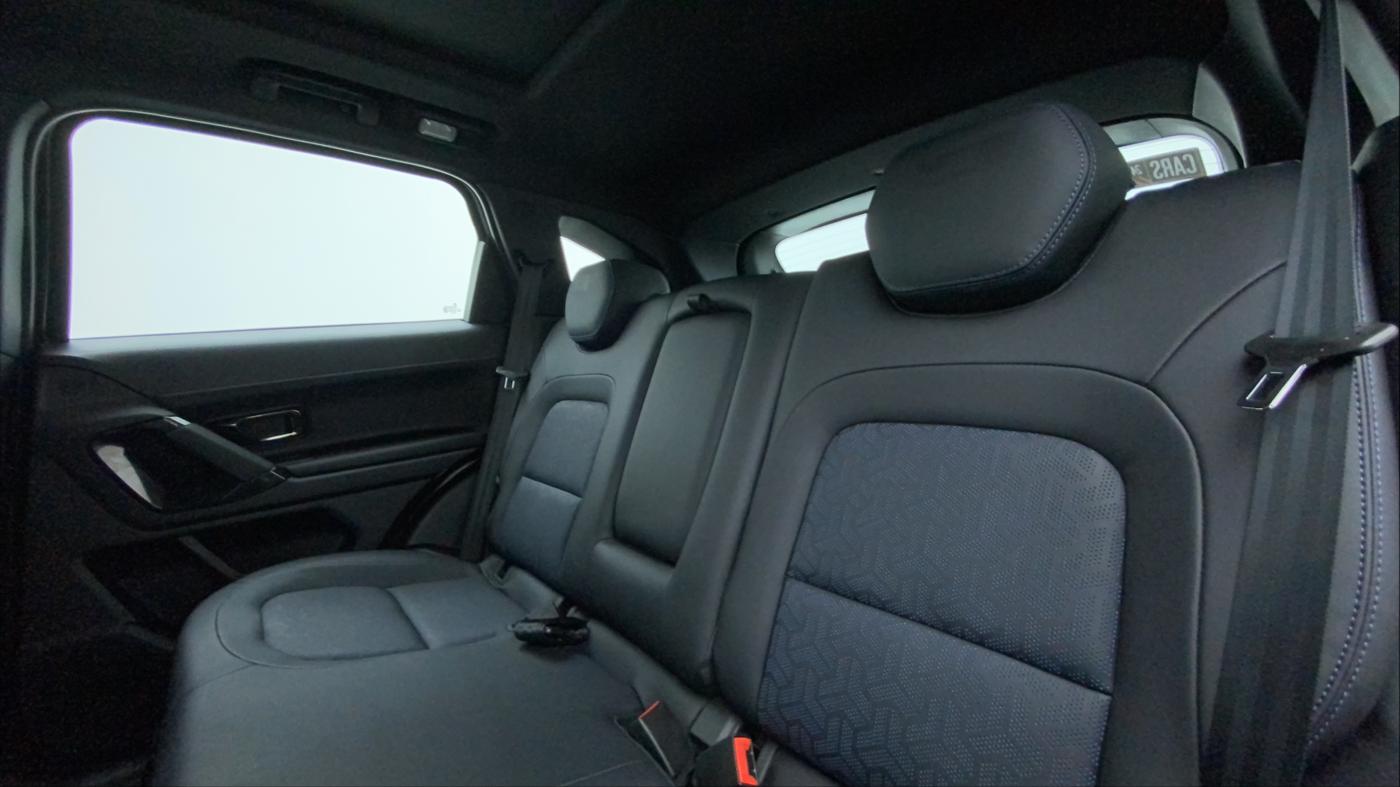 2022 Tata Harrier XZA PLUS 2.0L DARK EDITION, Diesel, Automatic, 9,491 km, Right Side Rear Door Cabin