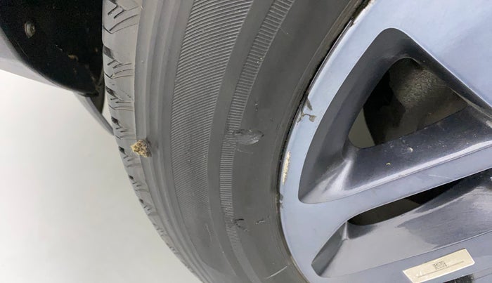 2022 Tata Harrier XZA PLUS 2.0L DARK EDITION, Diesel, Automatic, 9,491 km, Left front tyre - Minor crack