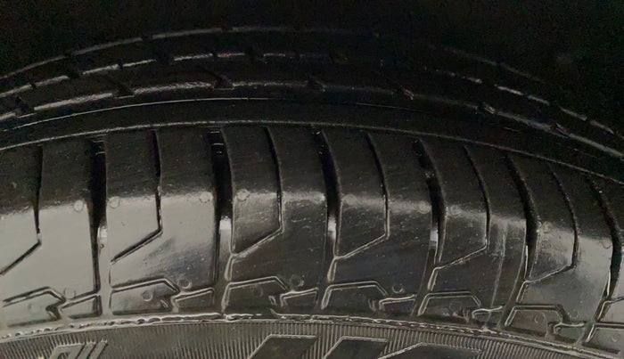 2016 Honda City 1.5L I-VTEC VX CVT, Petrol, Automatic, 83,107 km, Right Front Tyre Tread