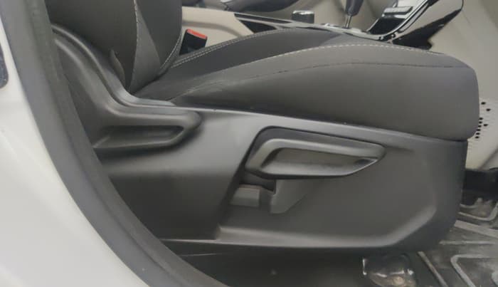 2022 Tata NEXON XZA PLUS (HS) PETROL, Petrol, Automatic, 15,878 km, Driver Side Adjustment Panel