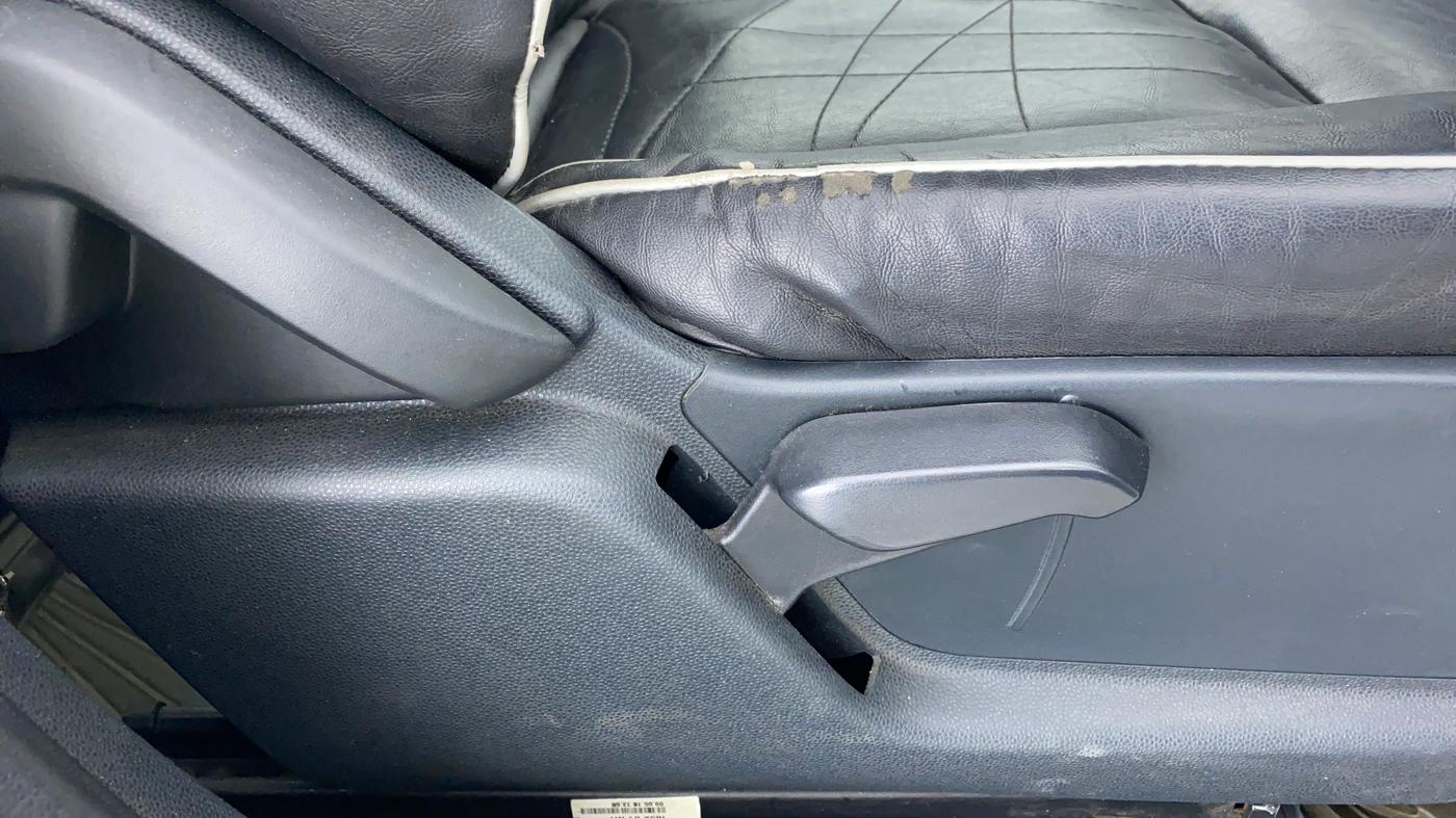 2018 Ford Ecosport 1.5 TITANIUM TI VCT, CNG, Manual, 91,029 km, Driver Side Adjustment Panel
