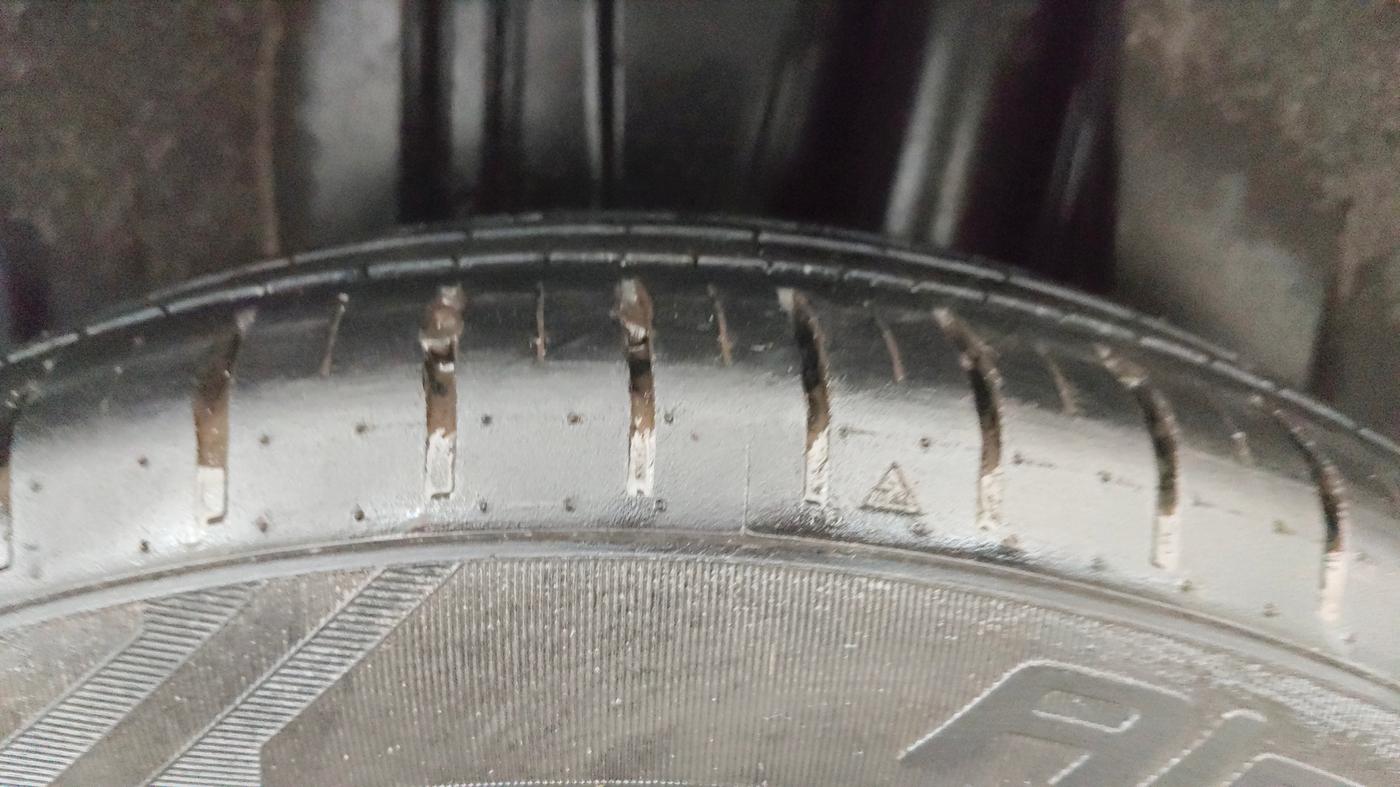 2024 Toyota Glanza G E-CNG, CNG, Manual, 41,375 km, Left Rear Tyre Tread