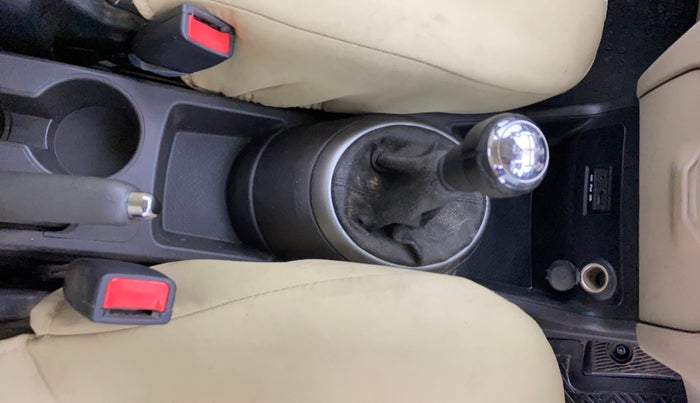 2013 Hyundai i20 SPORTZ 1.2, Petrol, Manual, 67,492 km, Gear Lever