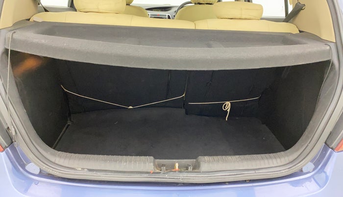 2013 Hyundai i20 SPORTZ 1.2, Petrol, Manual, 67,492 km, Boot Inside