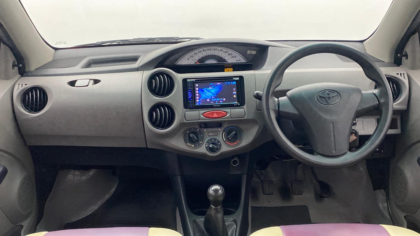 2011 Toyota Etios Liva G, Petrol, Manual, 68,155 km, Dashboard