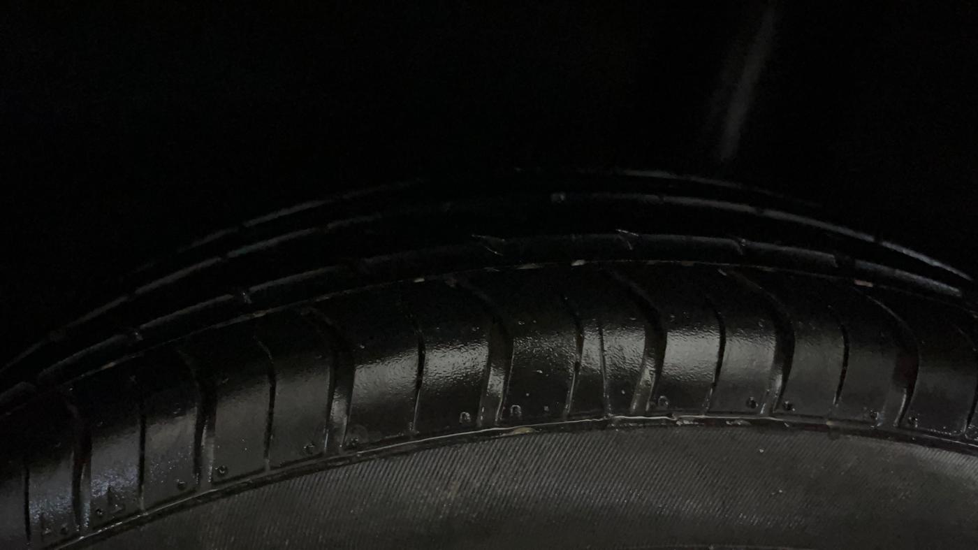 2018 Maruti Baleno ALPHA CVT PETROL 1.2, Petrol, Automatic, 50 km, Left Rear Tyre Tread