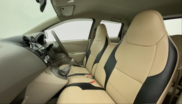 2016 Datsun Go T, Petrol, Manual, 68,083 km, Right Side Front Door Cabin