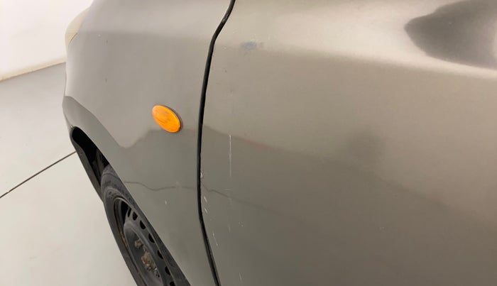 2016 Datsun Go T, Petrol, Manual, 68,083 km, Front passenger door - Slightly dented