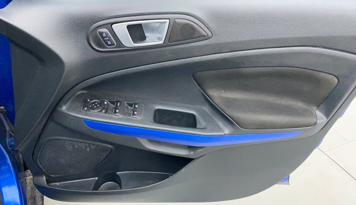 2018 Ford Ecosport 1.5 TITANIUM SIGNATURE TI VCT (SUNROOF), CNG, Manual, 34,393 km, Driver Side Door Panels Control