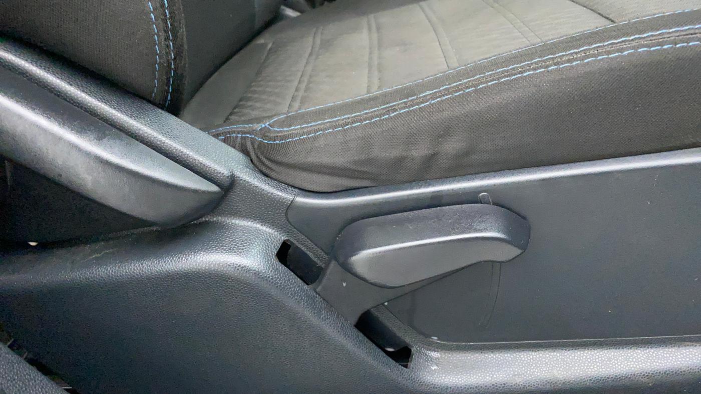 2018 Ford Ecosport 1.5 TITANIUM SIGNATURE TI VCT (SUNROOF), CNG, Manual, 34,393 km, Driver Side Adjustment Panel