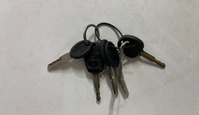 2016 Hyundai Grand i10 SPORTZ 1.2 KAPPA VTVT, Petrol, Manual, 34,584 km, Key Close Up