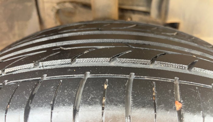 2019 Tata NEXON XZ PLUS PETROL DUAL TONE, Petrol, Manual, 57,266 km, Right Front Tyre Tread