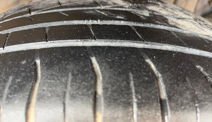 2019 Tata NEXON XZ PLUS PETROL DUAL TONE, Petrol, Manual, 57,266 km, Left Rear Tyre Tread