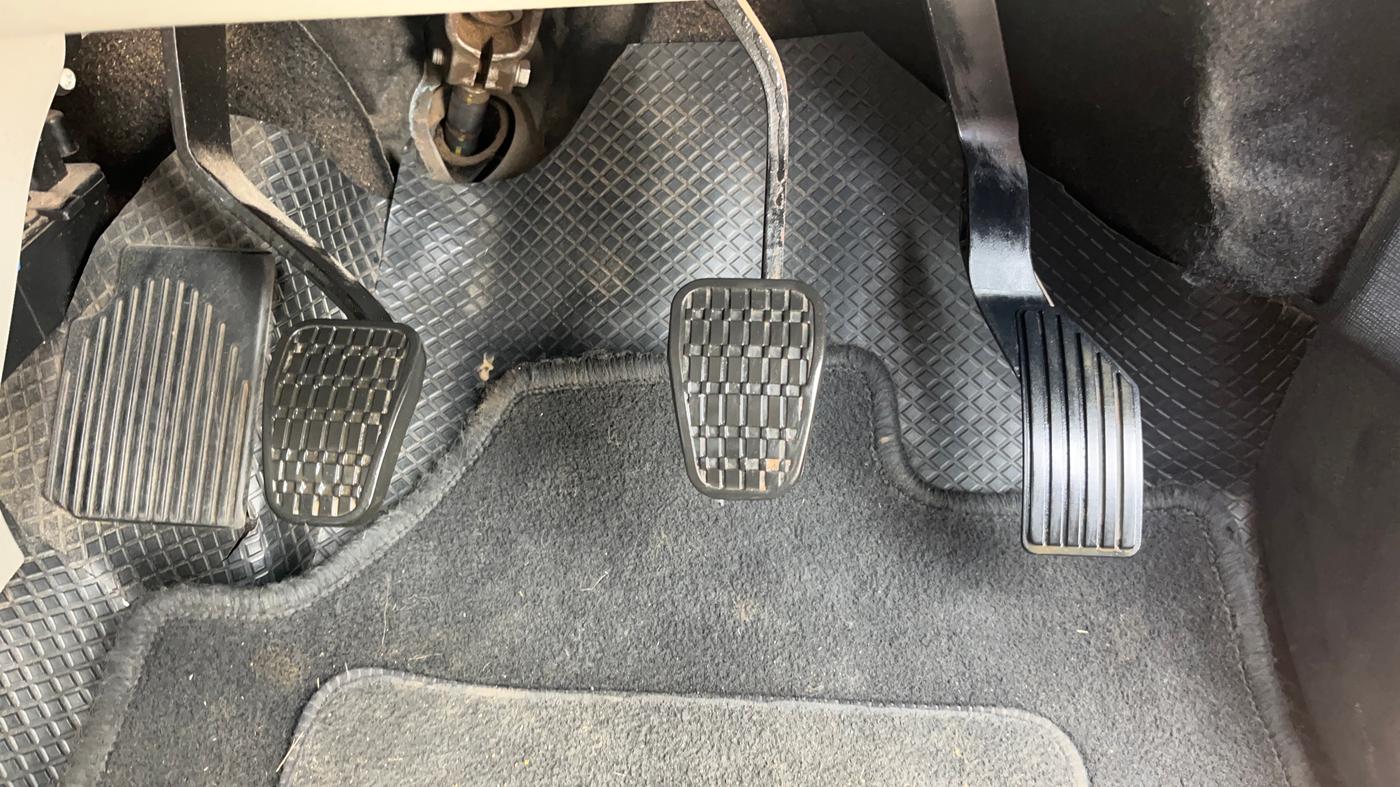 2019 Tata NEXON XZ PLUS PETROL DUAL TONE, Petrol, Manual, 57,328 km, Pedals