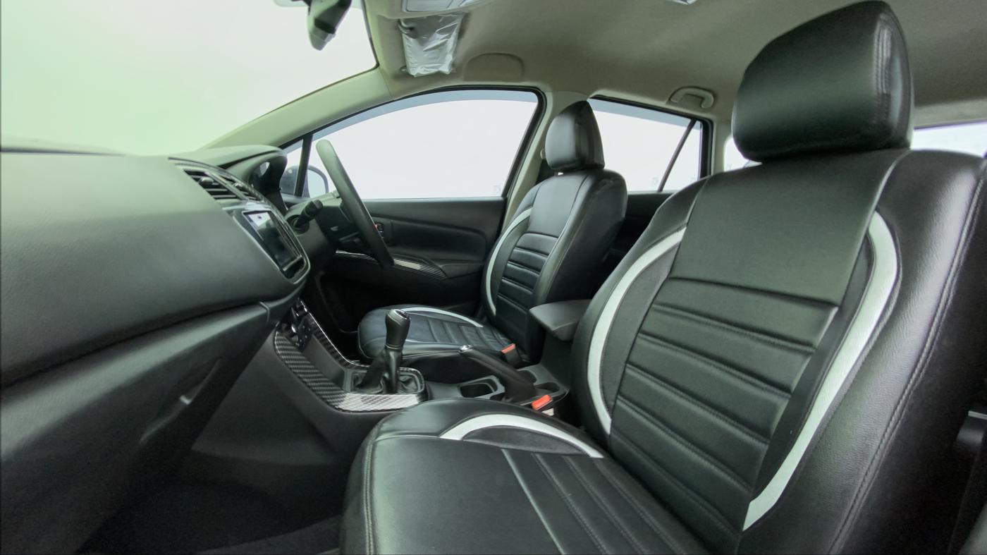 2019 Maruti S Cross ALPHA SHVS, Diesel, Manual, 20,033 km, Right Side Front Door Cabin View