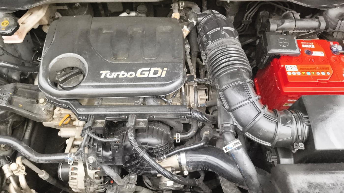 2021 Hyundai VENUE SX 1.0 TURBO IMT DUAL TONE, Petrol, Manual, 63,238 km, Engine View
