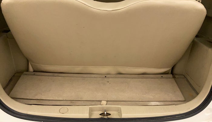 2015 Maruti Ertiga ZXI, Petrol, Manual, 61,987 km, Boot Inside